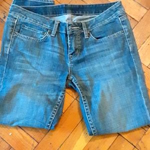 COPY - Jean's with low waist zipper bottom button back pocket